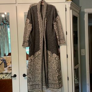 Ivko cardigan sz S-M euro 36 gorgeous